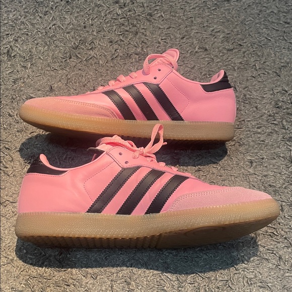 Pink adidas samba Messi - Picture 2 of 8